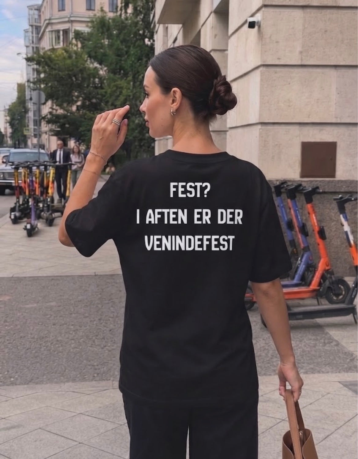 fest i aften er der venindefest tee