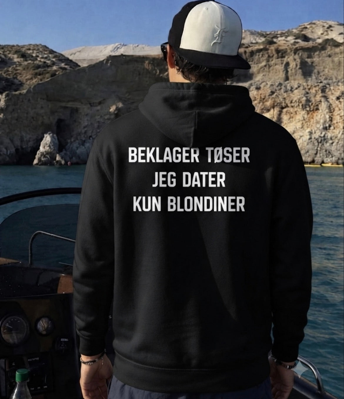 Beklager tøser jeg dater kun blondiner Hoodie