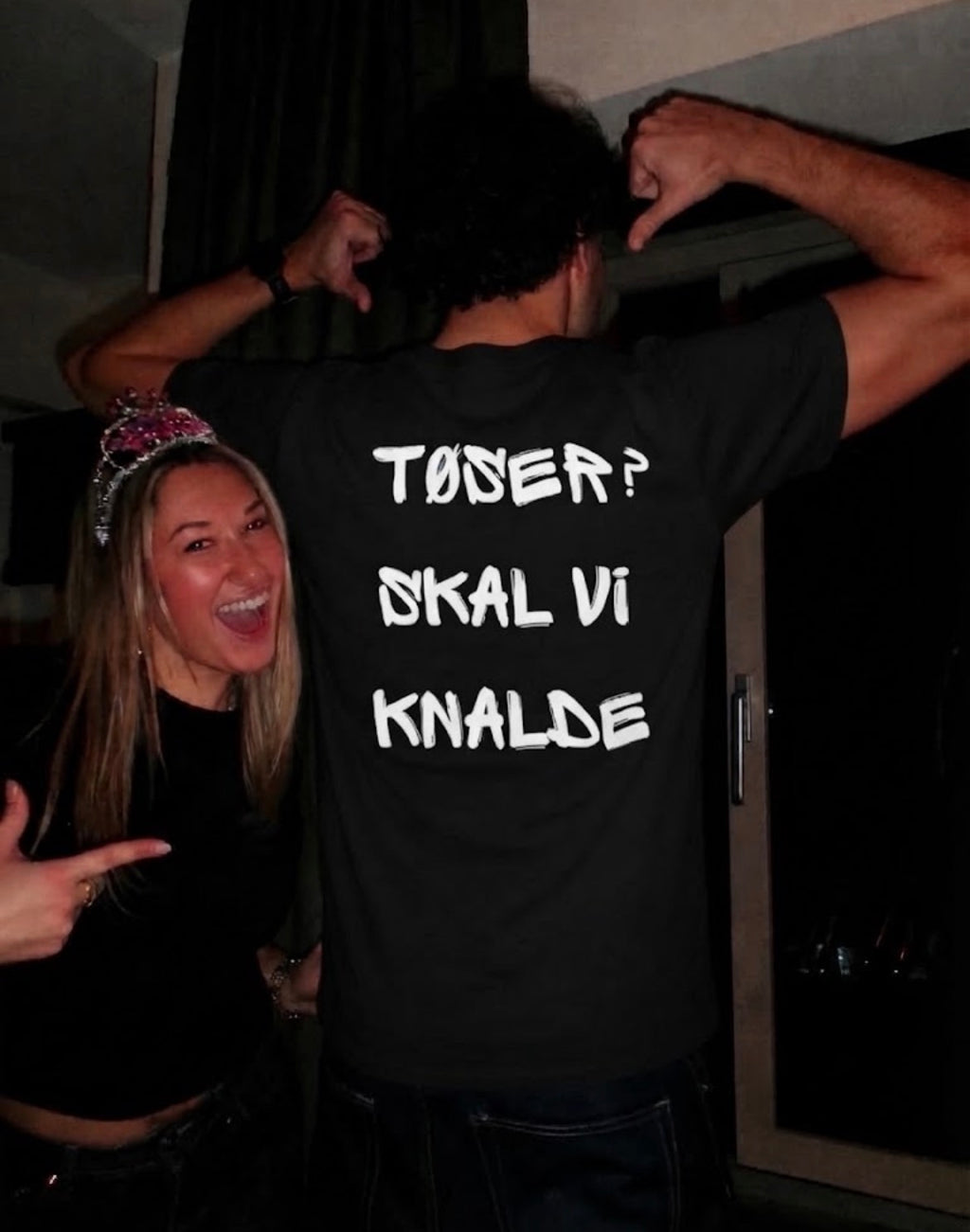 Tøser skal vi knalde tee