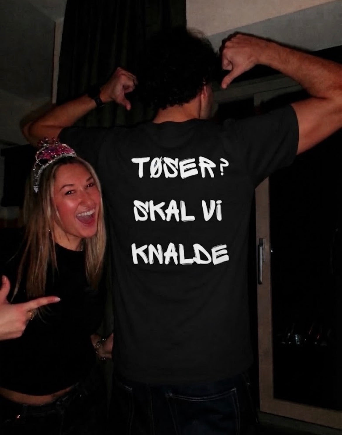 Tøser skal vi knalde tee