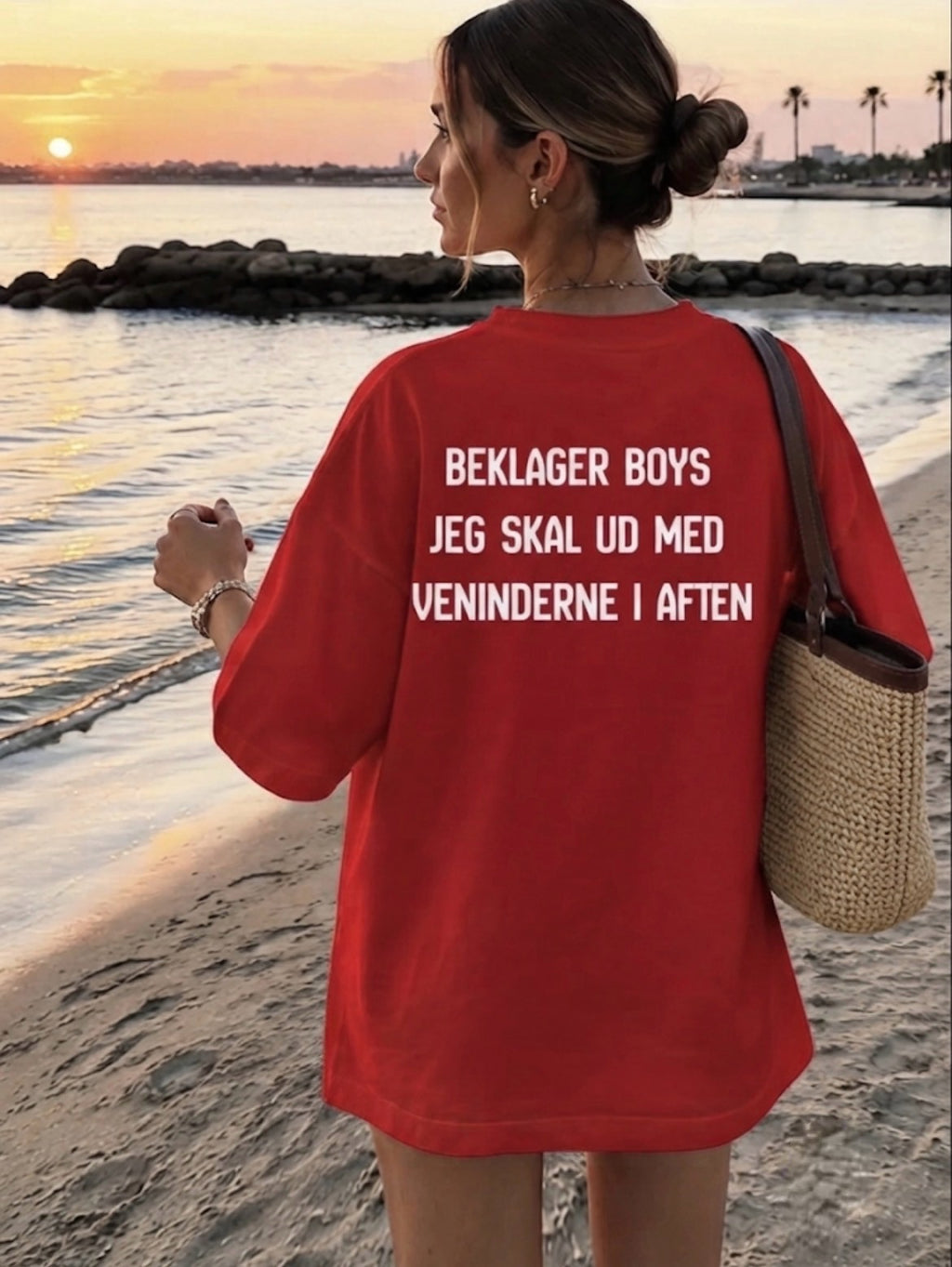 Beklager boys jeg skal ud med venindere i aften tee