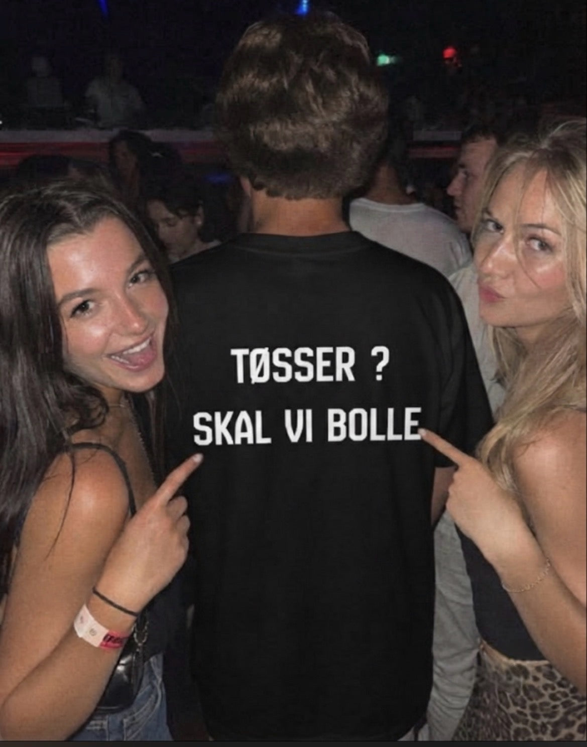 Tøser skal vi bolle tee