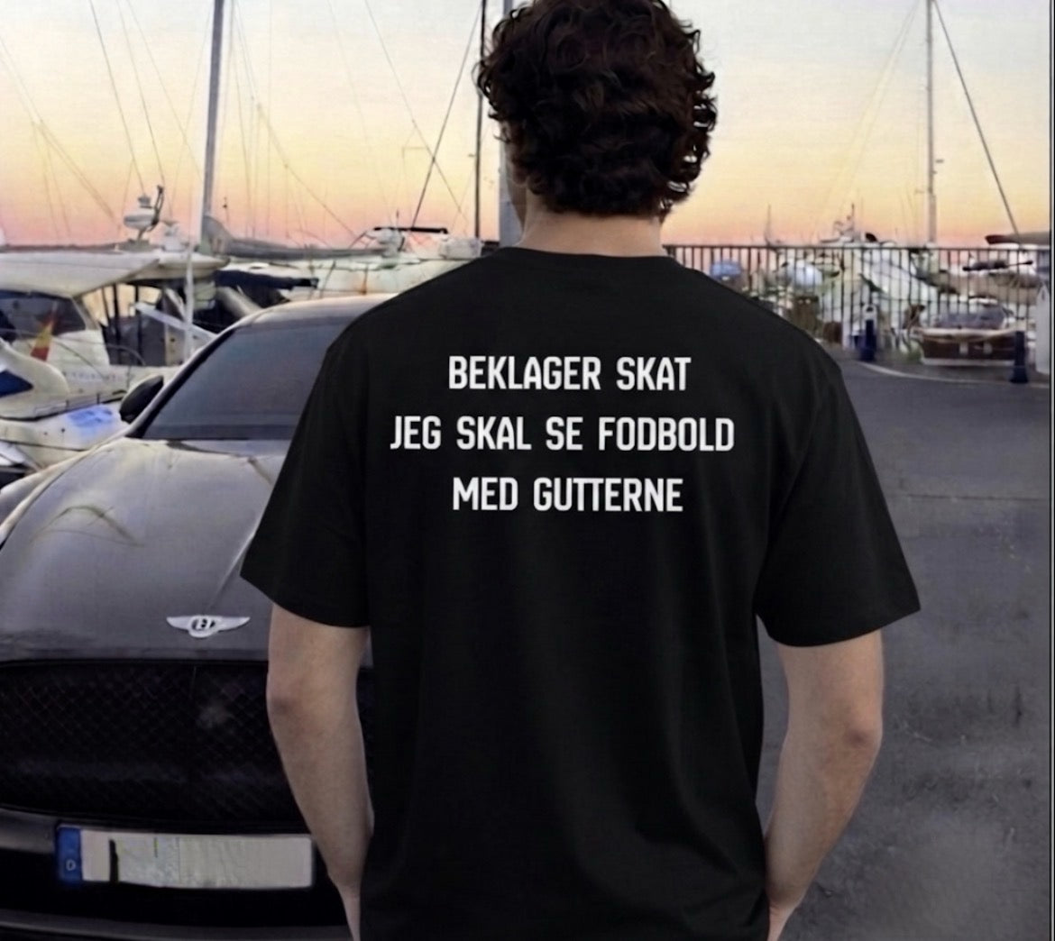 Beklager skat jeg skal se fodbold med gutterne tee