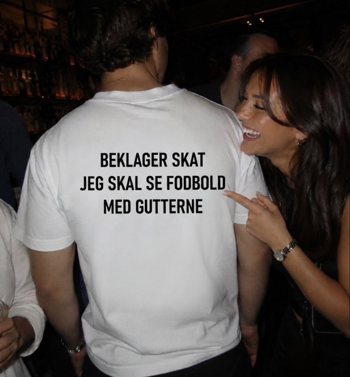 Beklager skat jeg skal se fodbold med gutterne tee
